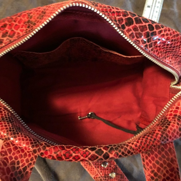 EUC Núnoo mini leather crossbody bag purse w additional straps. Red animal print - Picture 4 of 10